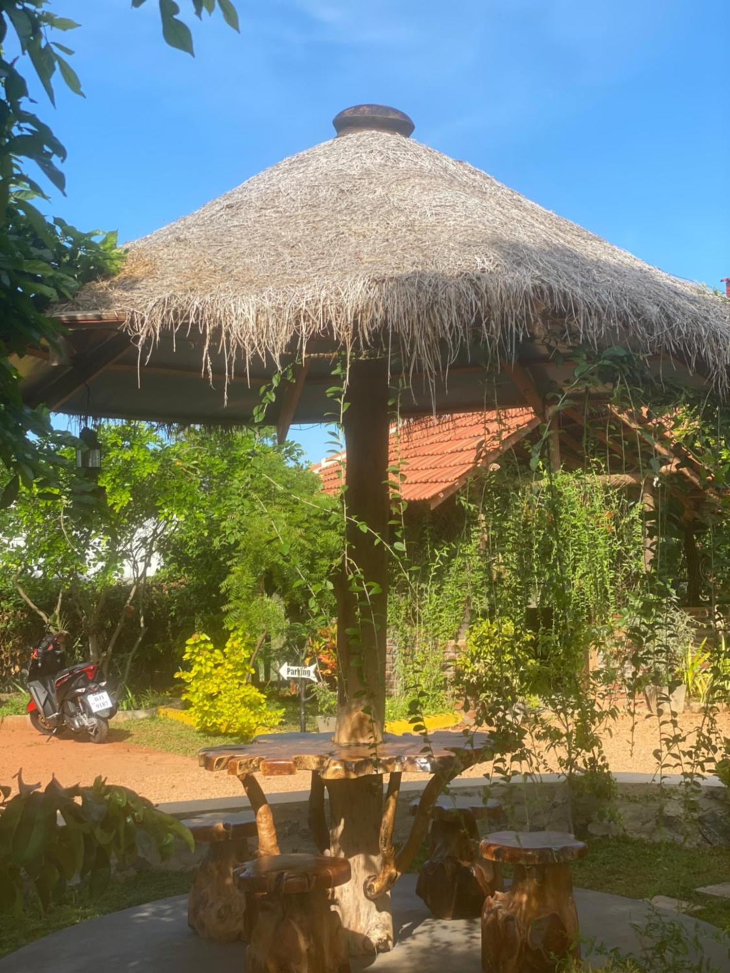 Hotel Hanguk Villa Dambulla Eksteriør bilde
